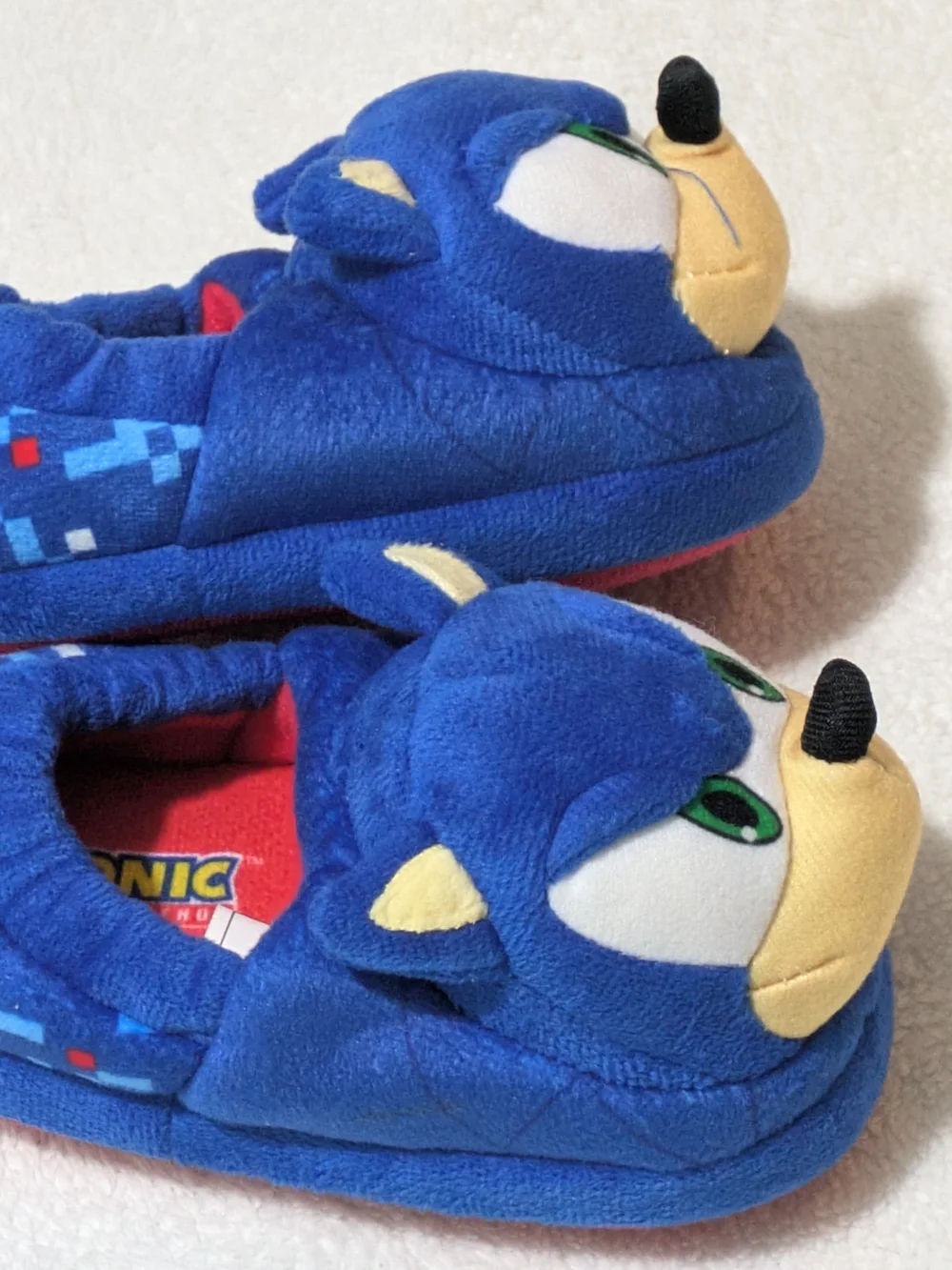 Sonic the Hedgehog Toddler Plush 3D Character Slippers - Size 5/6